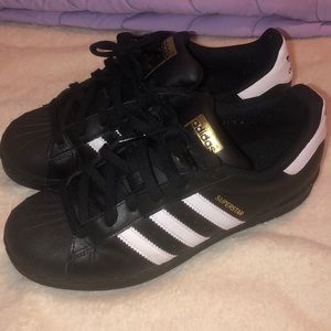 Adidas Superstar